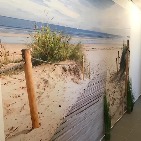 Apartment 5 1/2 Penthouse Luv Und Lee